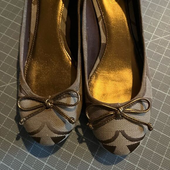 Authentic Coach Odella Block Heel Bow Accent - Picture 6 of 10